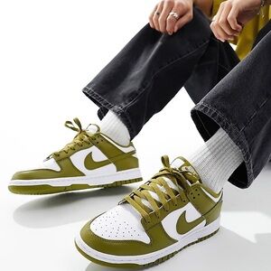 Nike Dunk Low Retro Sneakers in white and khaki